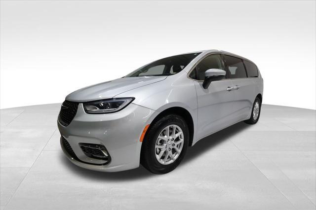 used 2023 Chrysler Pacifica car, priced at $23,849