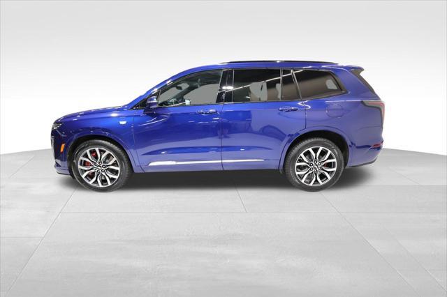 used 2023 Cadillac XT6 car, priced at $37,891