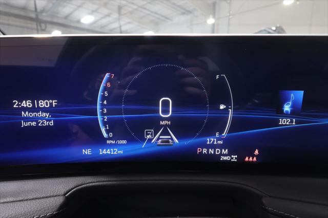 used 2025 Cadillac XT4 car, priced at $40,898