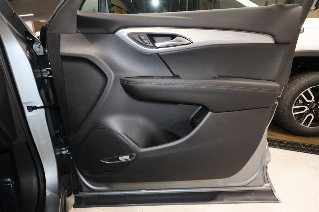 used 2025 Buick Envision car, priced at $40,595