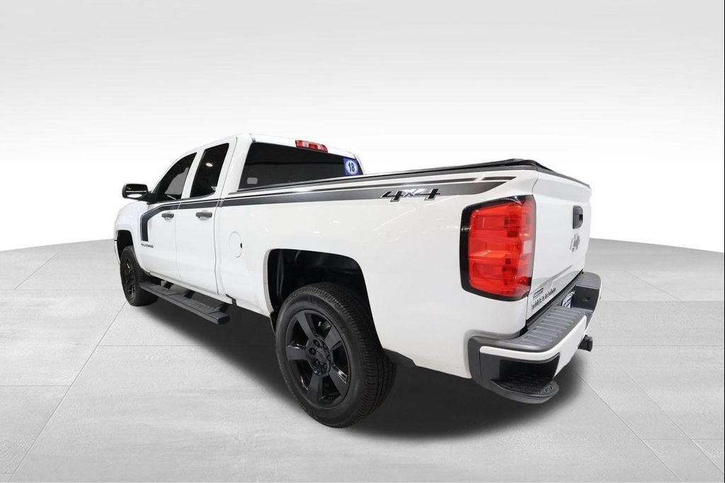 used 2018 Chevrolet Silverado 1500 car, priced at $19,994