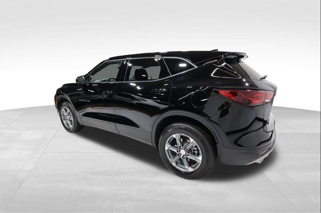 used 2025 Chevrolet Blazer car, priced at $29,999