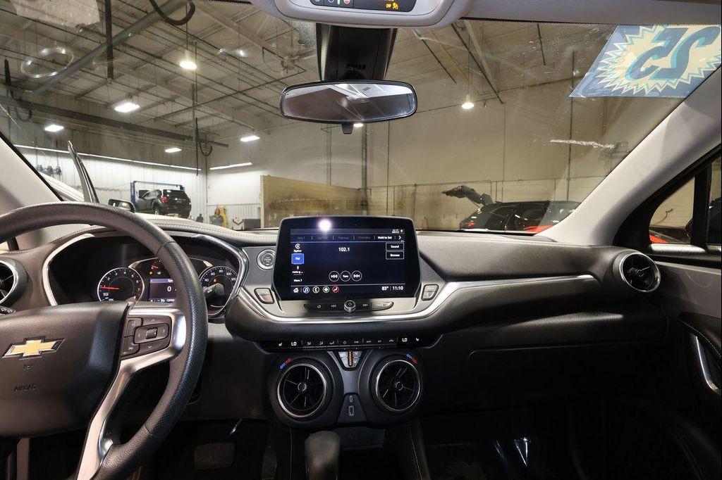 used 2025 Chevrolet Blazer car, priced at $29,999