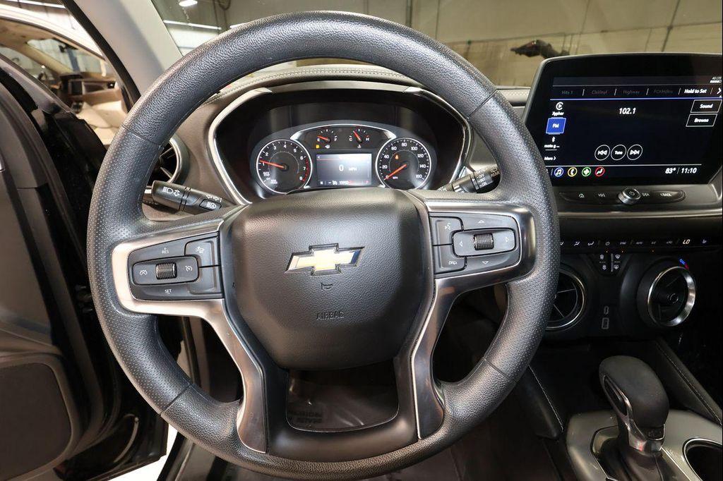 used 2025 Chevrolet Blazer car, priced at $29,999