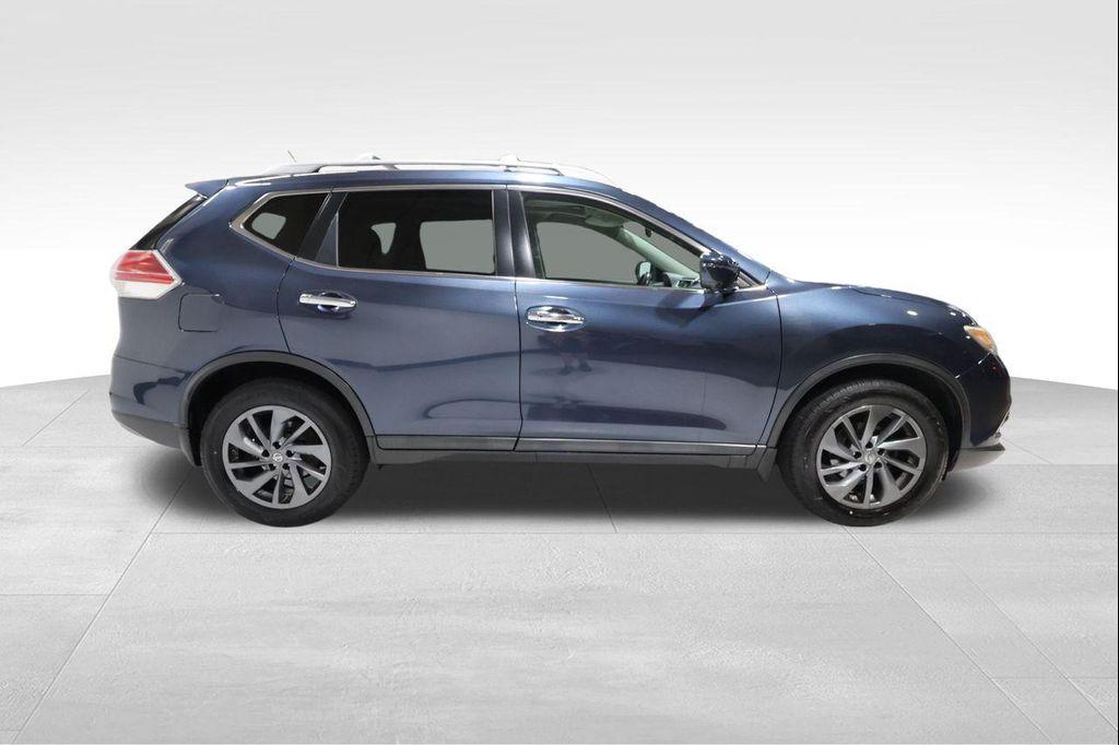 used 2016 Nissan Rogue car, priced at $9,819