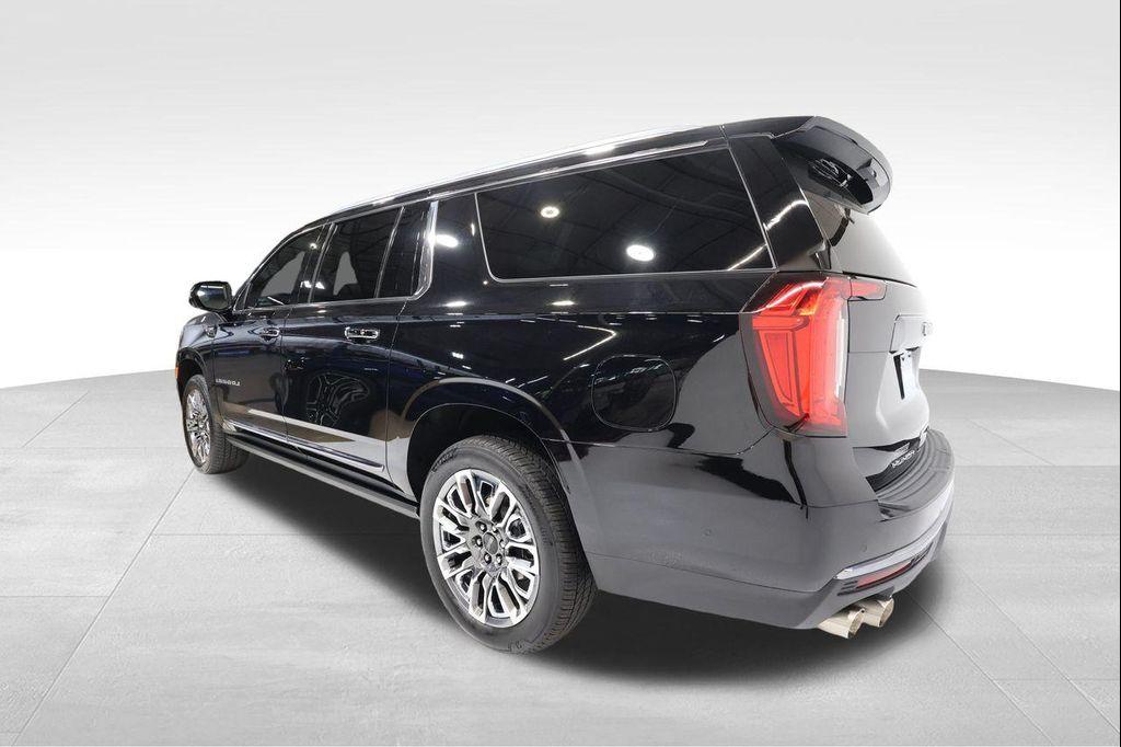 used 2024 GMC Yukon XL car, priced at $82,924
