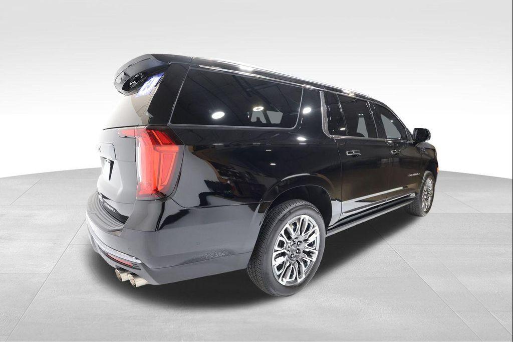 used 2024 GMC Yukon XL car, priced at $82,924