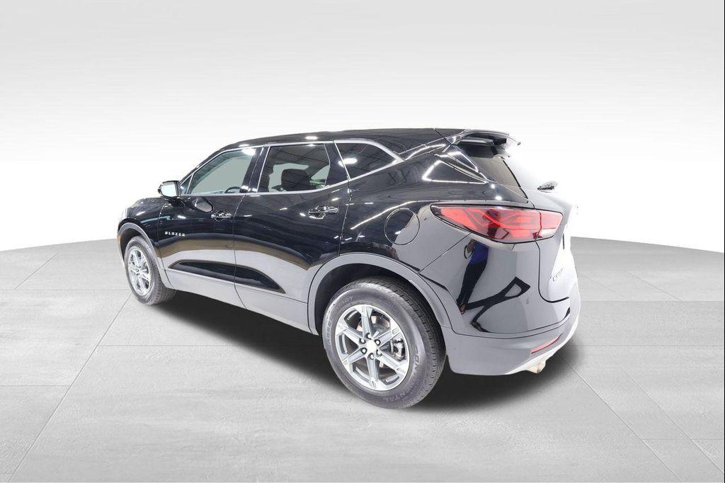 used 2025 Chevrolet Blazer car, priced at $31,885