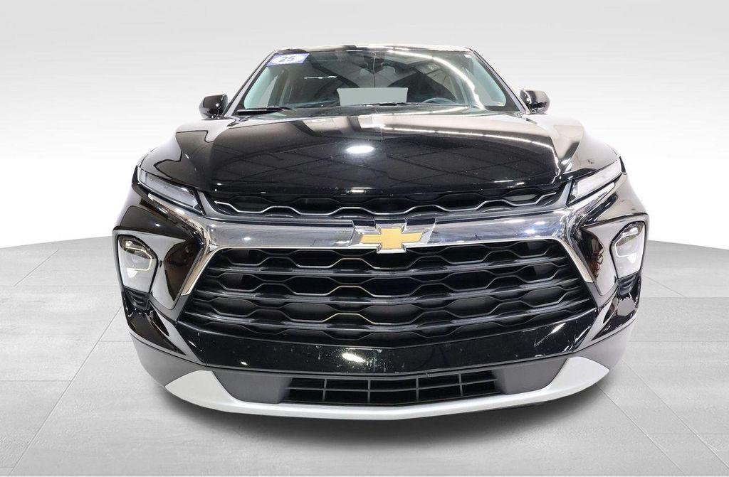 used 2025 Chevrolet Blazer car, priced at $31,885