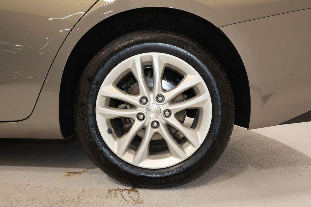 used 2017 Chevrolet Malibu car, priced at $6,819