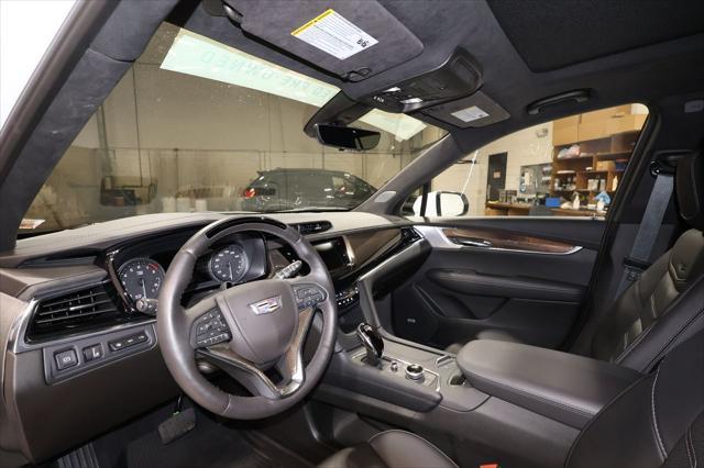 used 2025 Cadillac XT6 car, priced at $56,407