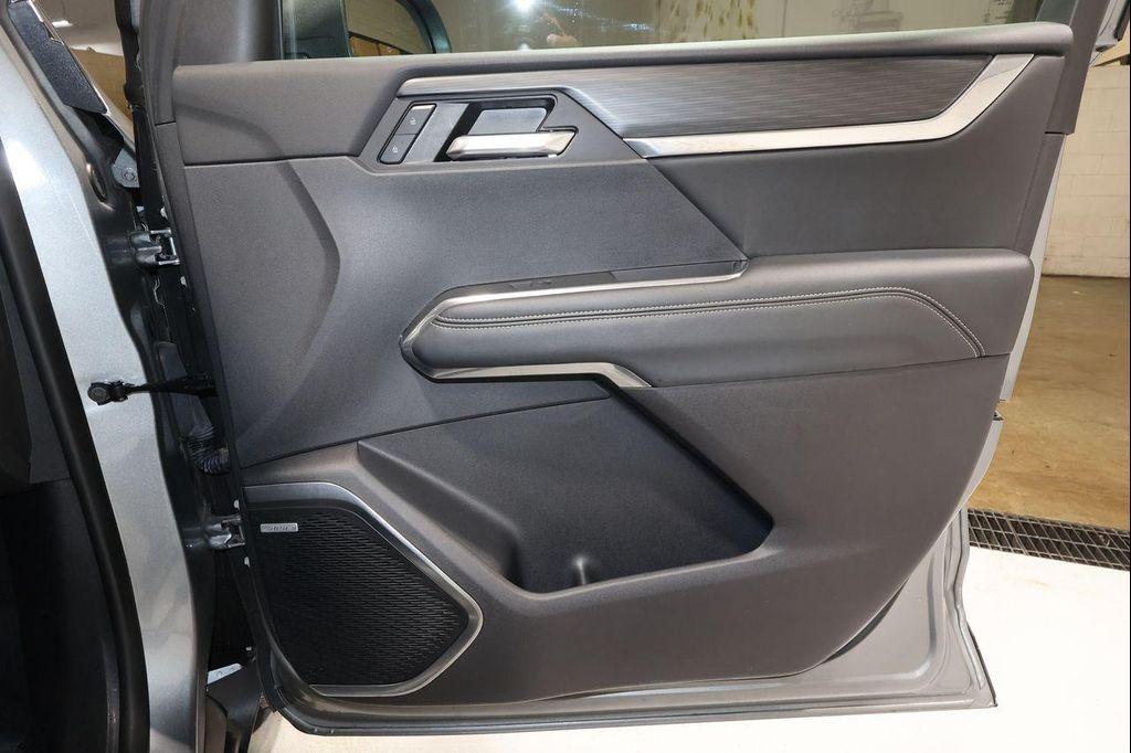 used 2025 GMC Acadia car, priced at $35,467