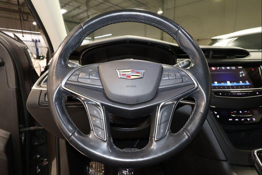 used 2019 Cadillac XT5 car, priced at $23,256
