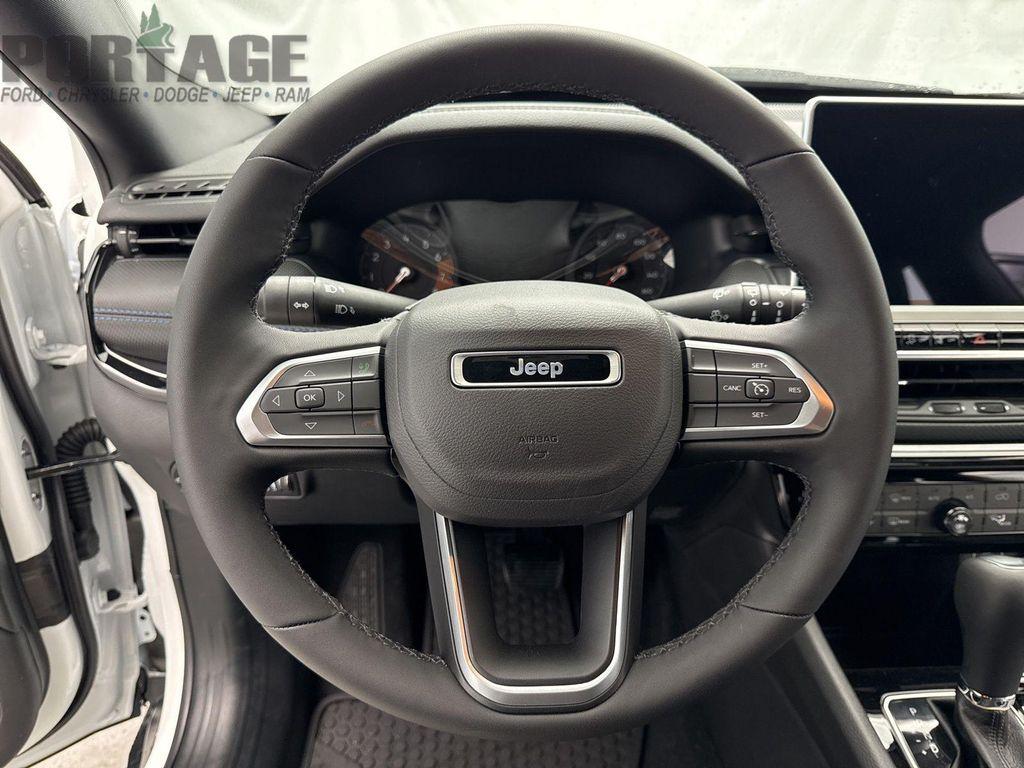 new 2025 Jeep Compass car, priced at $33,311