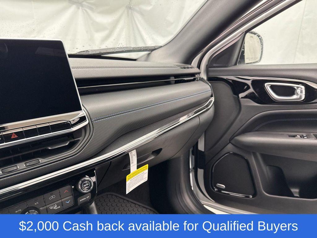 new 2025 Jeep Compass car, priced at $32,811