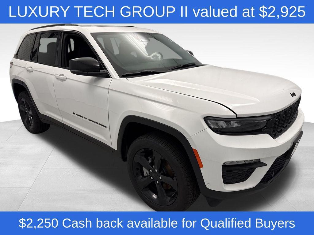 new 2025 Jeep Grand Cherokee car, priced at $51,100