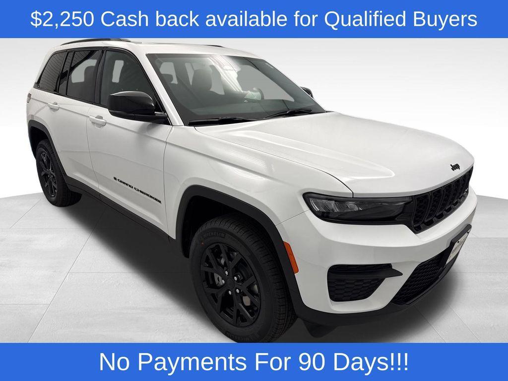 new 2025 Jeep Grand Cherokee car, priced at $43,380