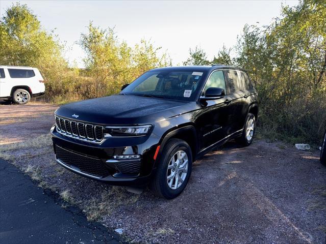 used 2023 Jeep Grand Cherokee car, priced at $38,120