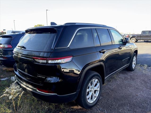 used 2023 Jeep Grand Cherokee car, priced at $38,120