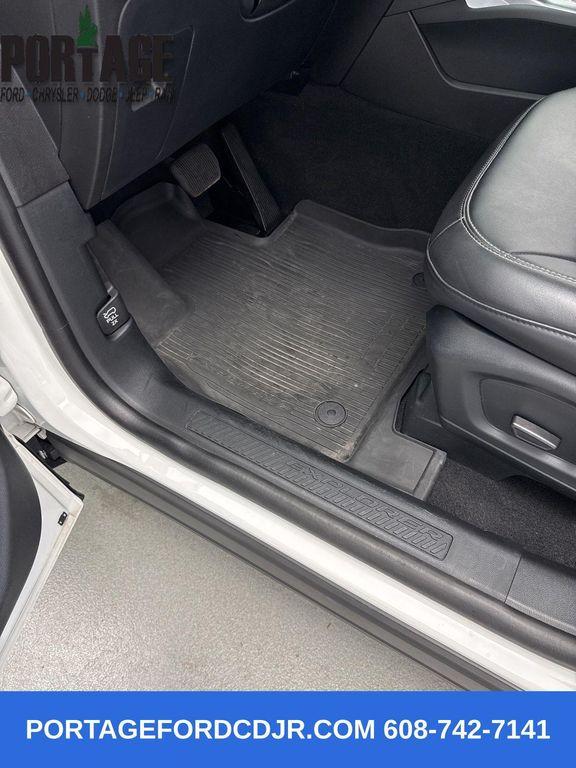 used 2023 Ford Explorer car, priced at $33,716