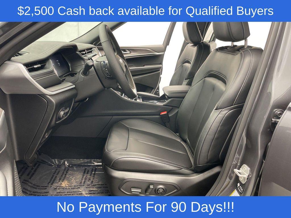 new 2025 Jeep Grand Cherokee L car, priced at $47,054