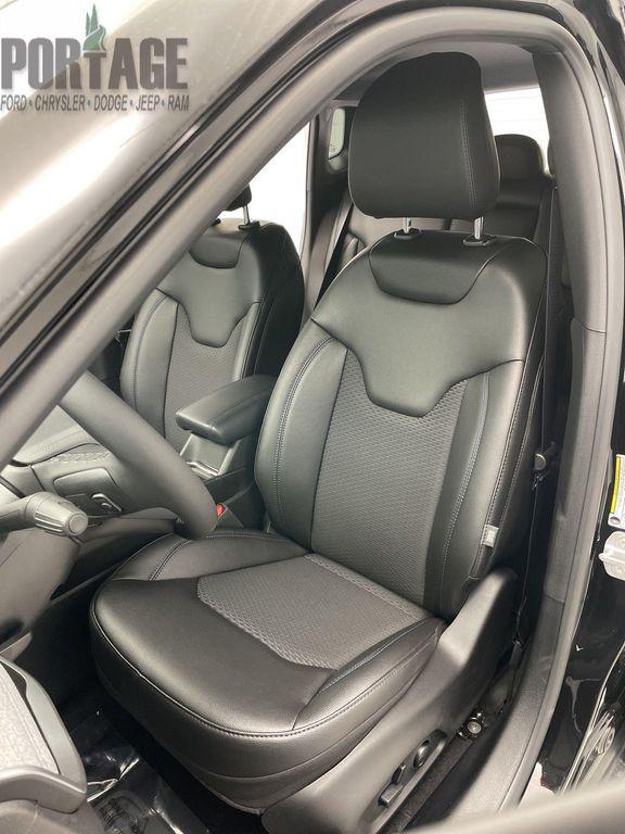 new 2025 Jeep Compass car, priced at $28,010