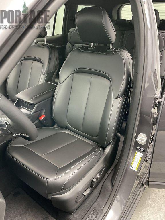 new 2025 Jeep Grand Cherokee L car, priced at $45,154