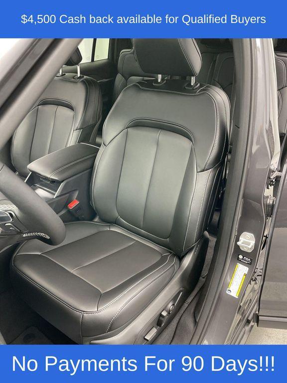 new 2025 Jeep Grand Cherokee L car, priced at $45,154