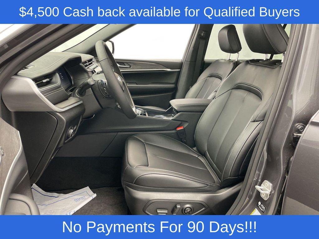 new 2025 Jeep Grand Cherokee L car, priced at $45,154