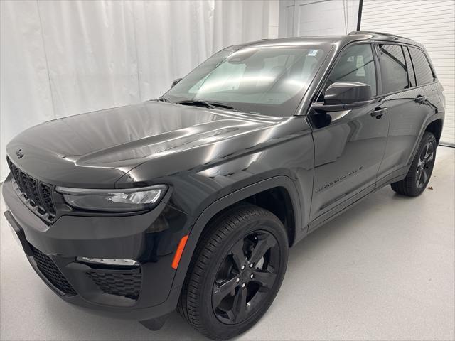 new 2024 Jeep Grand Cherokee car, priced at $43,710