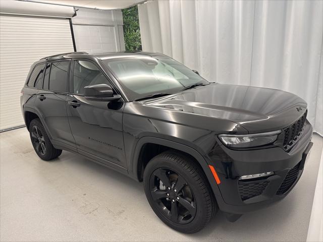 new 2024 Jeep Grand Cherokee car, priced at $43,710