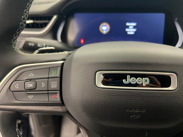 new 2024 Jeep Grand Cherokee car, priced at $45,038