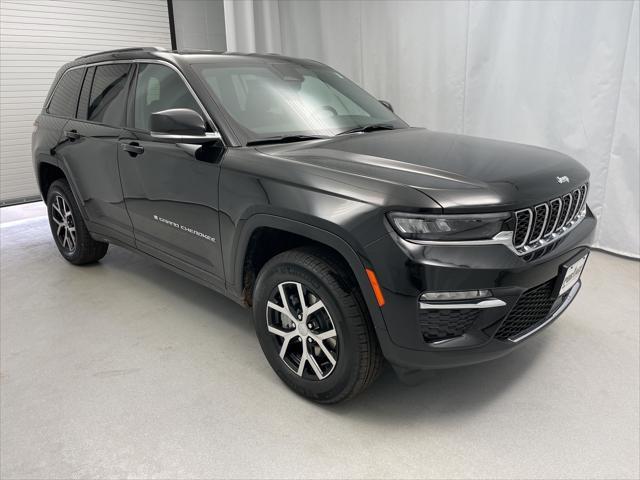 new 2025 Jeep Grand Cherokee car, priced at $40,976
