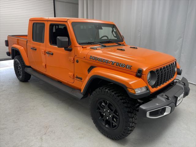 new 2025 Jeep Gladiator car, priced at $43,514