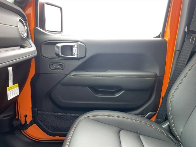 new 2025 Jeep Gladiator car, priced at $43,514