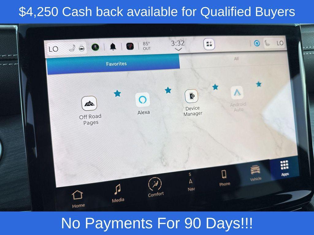 new 2025 Jeep Grand Cherokee car, priced at $57,621