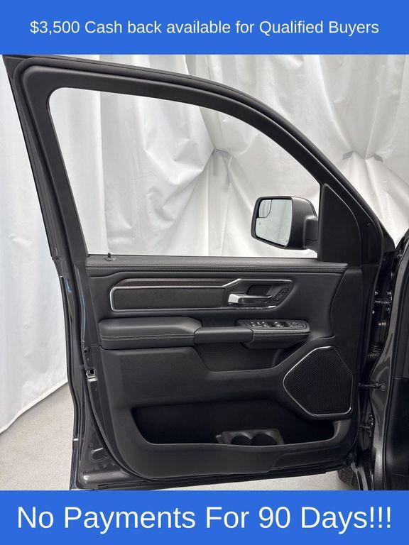 new 2026 Ram 1500 car, priced at $61,987