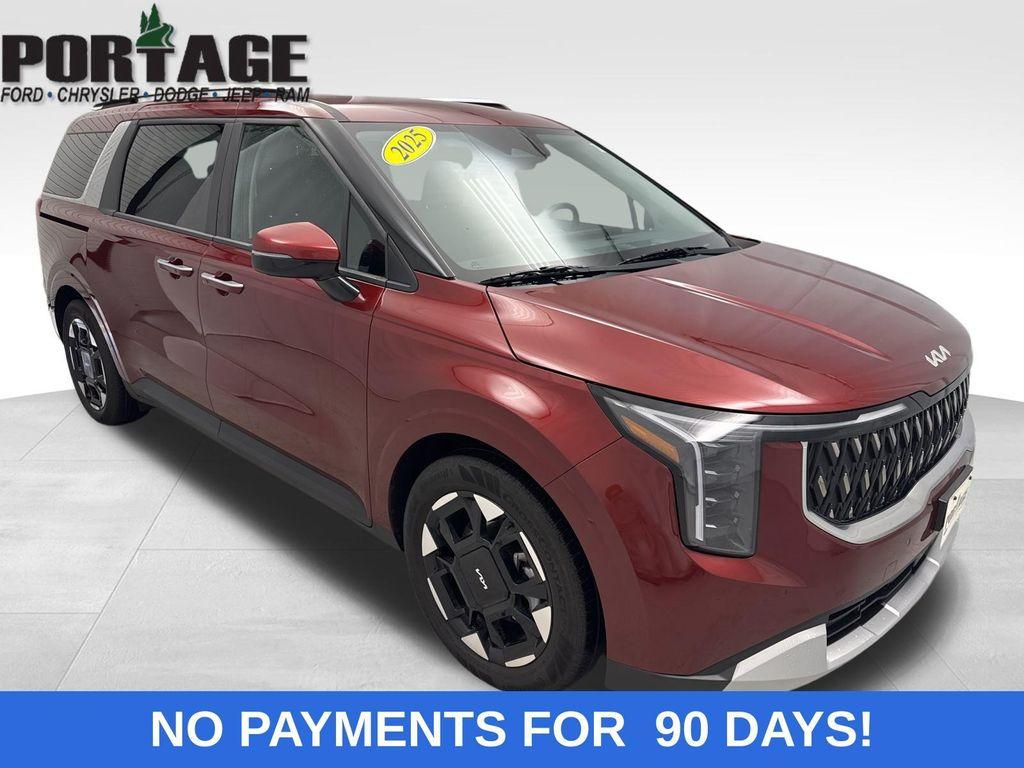 used 2025 Kia Carnival car, priced at $39,998
