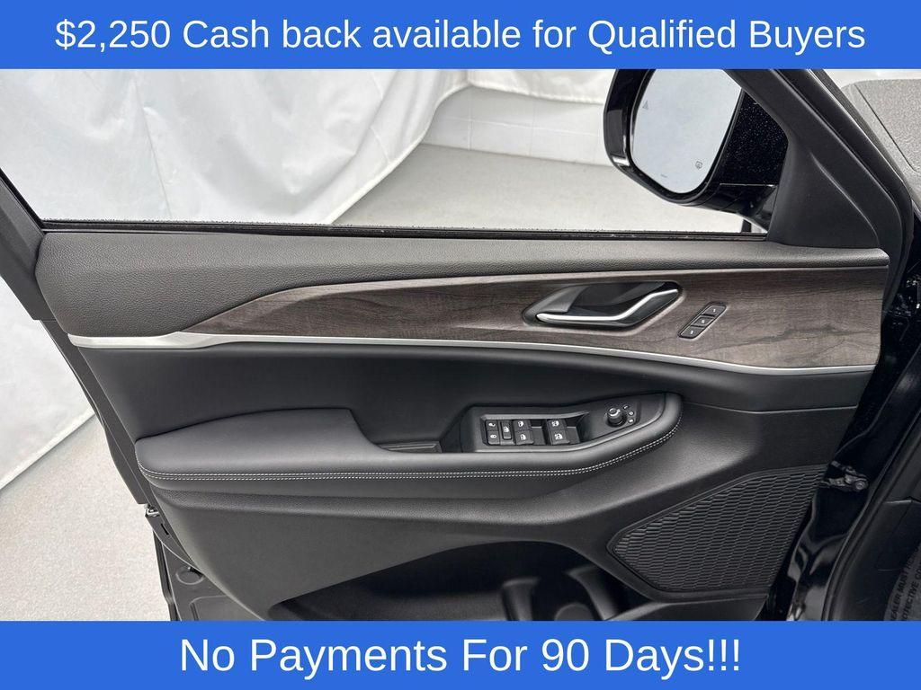 new 2025 Jeep Grand Cherokee car, priced at $42,116