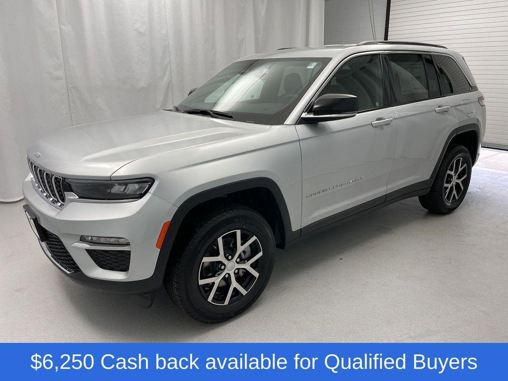 new 2025 Jeep Grand Cherokee car, priced at $37,991