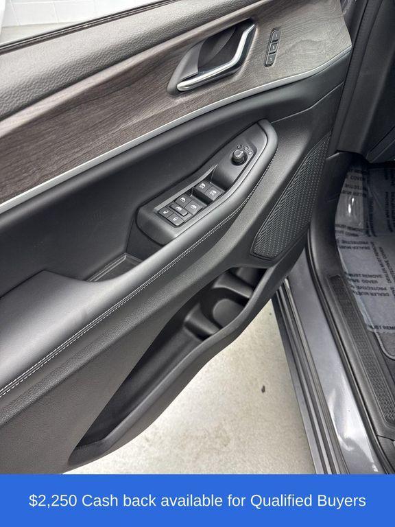 new 2025 Jeep Grand Cherokee car, priced at $48,731