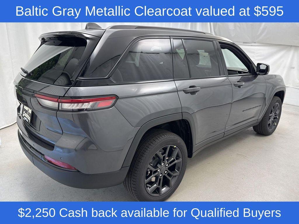 new 2025 Jeep Grand Cherokee car, priced at $48,731
