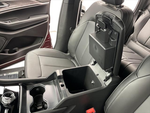new 2025 Jeep Grand Cherokee car, priced at $43,751