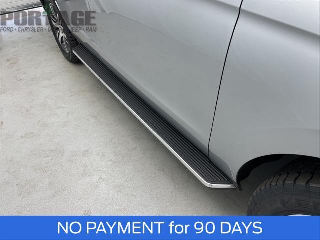 used 2023 Ford Expedition car, priced at $41,998