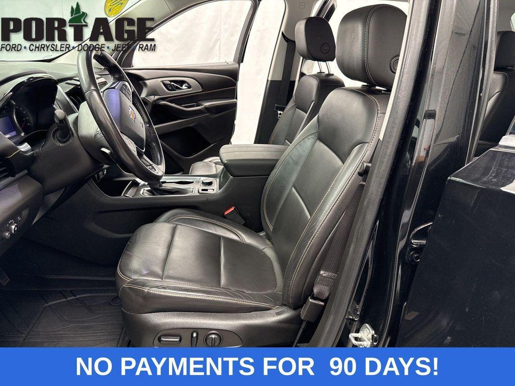 used 2021 Chevrolet Traverse car, priced at $24,998