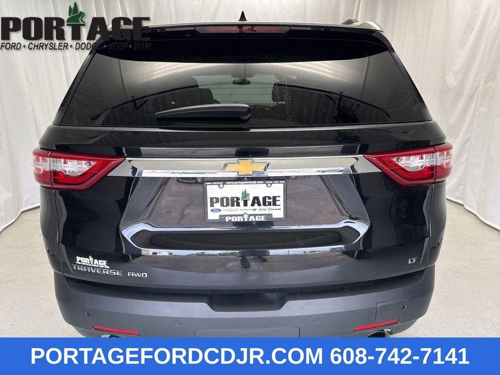 used 2021 Chevrolet Traverse car, priced at $22,998