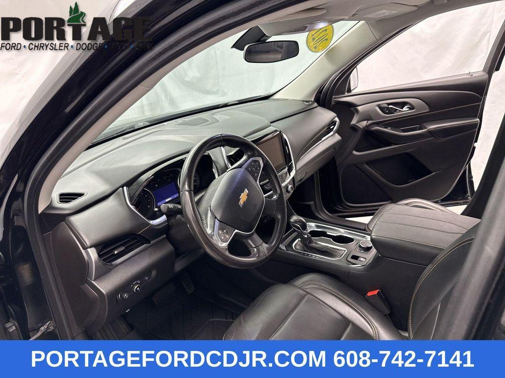 used 2021 Chevrolet Traverse car, priced at $22,998