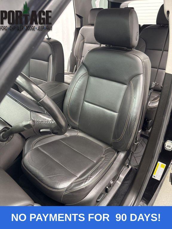 used 2021 Chevrolet Traverse car, priced at $24,998