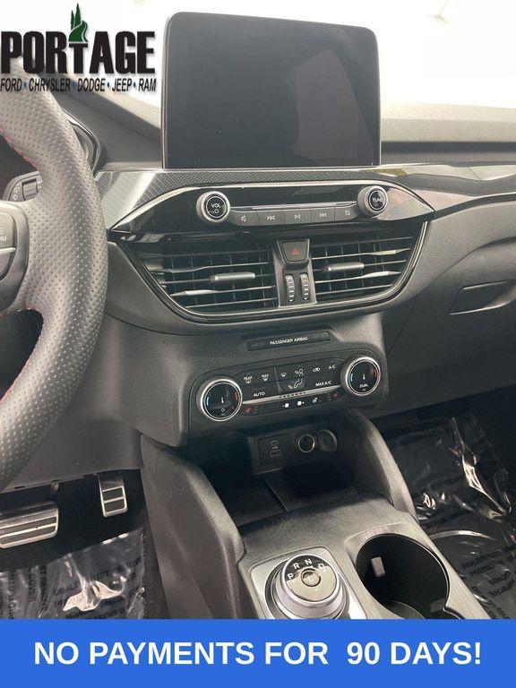 used 2023 Ford Escape car, priced at $24,998