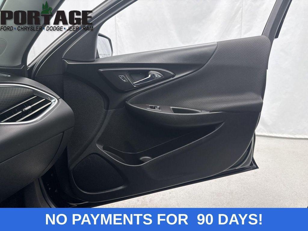 used 2018 Chevrolet Malibu car, priced at $13,498